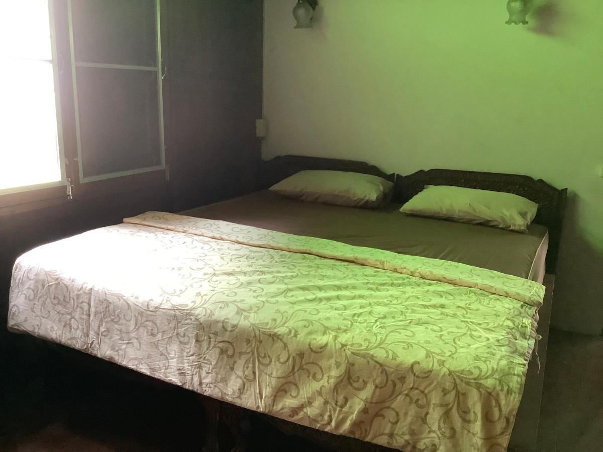 Tata Guesthouse Chiang Mai Luaran gambar