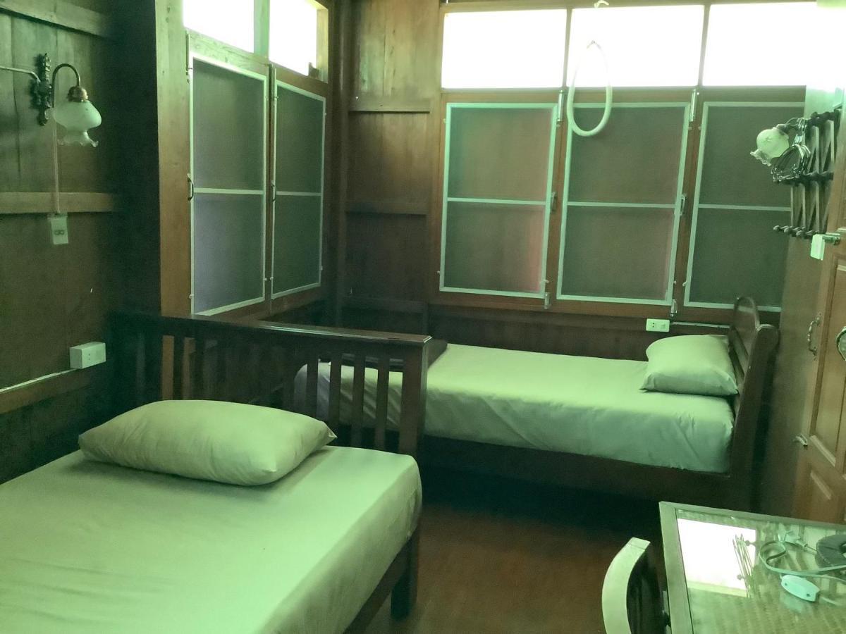 Tata Guesthouse Chiang Mai Luaran gambar